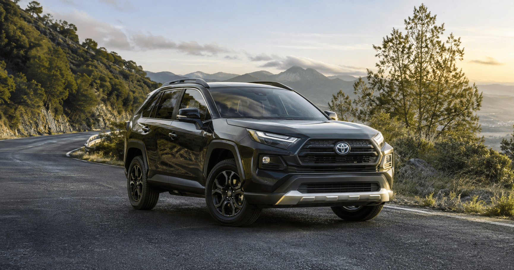 Toyota RAV4 2026 en Mexico: guia de compra familiar e hibrida